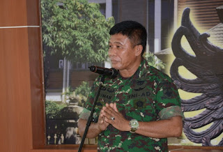 Kodam IX/Udayana telah membuka pendaftaran calon tamtama Prajurit Karier TNI AD gelombang I Tmtahun 2017.