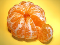 свежий оранжевый мандарин