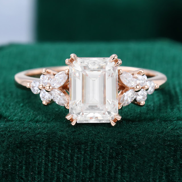 This image has an empty alt attribute; its file name is MollyJewelryUS-Emerald-Cut-Moissanite-Rose-Gold-Engagement-Ring.jpg