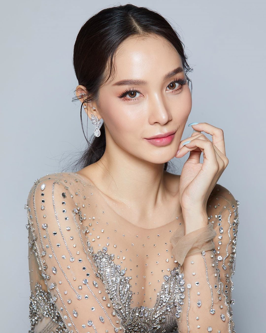 Mo Jiratchaya Sirimongkolnawin – Most Famous Thailand Trans Woman Model Instagram