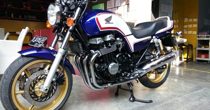 LAPAK MOGE  HONDA  CB 750cc Tahun 2007 TASIKMALAYA LAPAK 