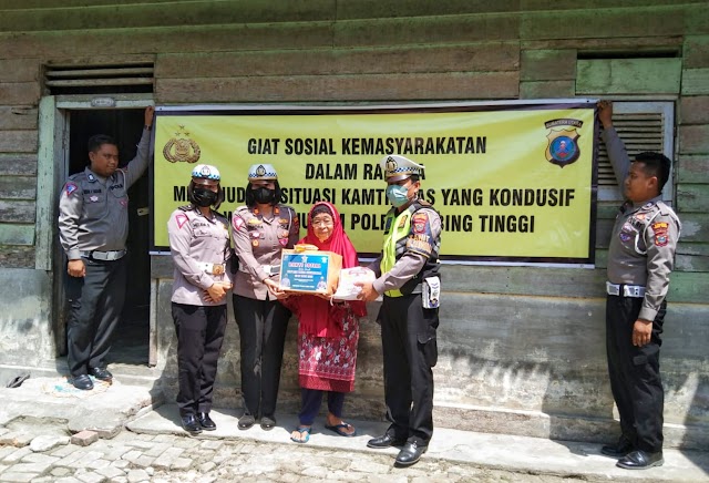 wujudkan Sikamtibmas, Kasat Lantas Polres Tebing Tinggi Berbagi Sembako