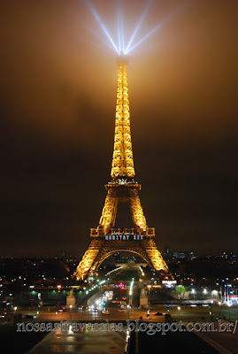 Torre Eiffel a noite, vista do Trocadéro