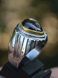 black sapphire