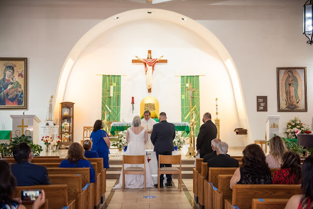 Gloria and Marco wedding celebration at Our Lady of Perpetual Church in Whittier Ca, photography by Gustavo Villarreal photography and videography 323-633-8283