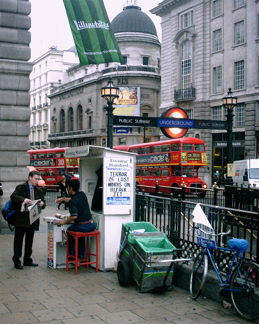 September 12, 2001, Oxford Circus, London