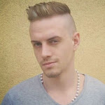 Hairstyle Pirang Pria
