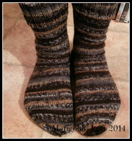 sock knitting Drops Fabel