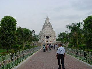 Tours of india-Saraswati Temple