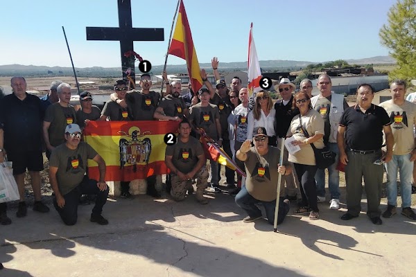 Acto de exaltación pública del franquismo y su violencia política por líderes de Vox en Belchite