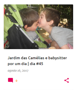 Dois irmãos a dar um beijinho ternurento