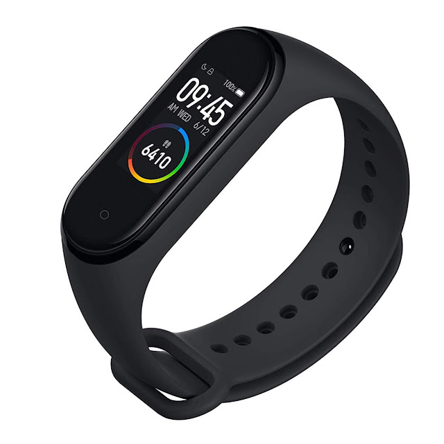 Mi Smart Band 4 - Waterproof with Color AMOLED Touch Screen