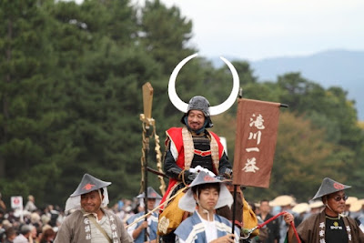 日本時代祭中打扮成瀧川一益的大叔