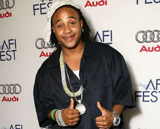 Orlando Brown posing for the picture