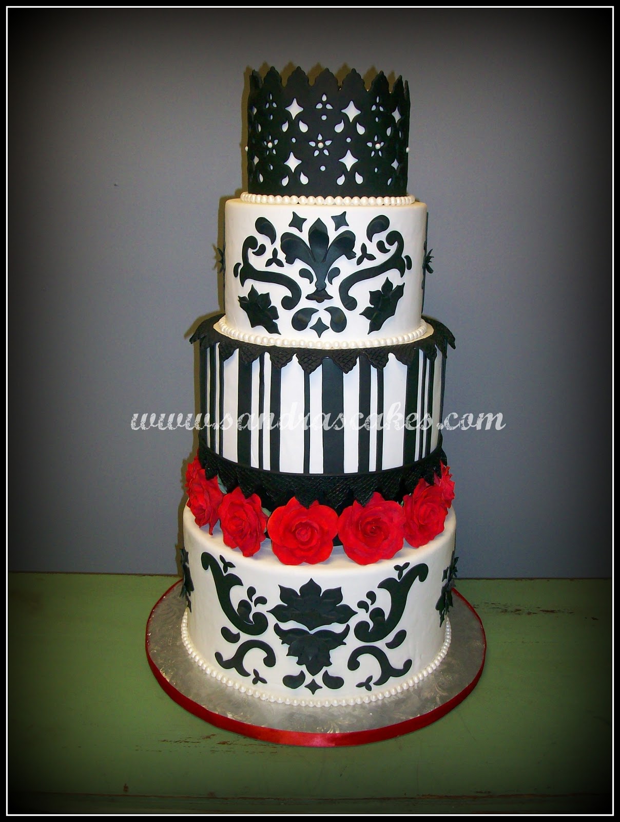 Damask Wedding Cake, free wedding invite damask