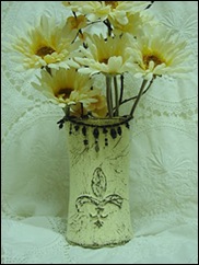 hot glue fleur de lis vase 017