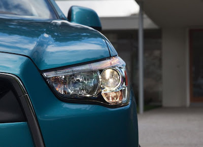 2011 Mitsubishi Outlander Sport Headlights