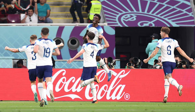 Bukayo Saka and Marcus Rashford Help England Rout Iran 6-2 at World Cup