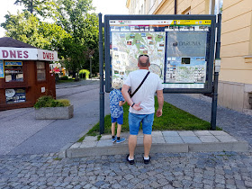 Trutnov - Czechy - atrakcje dla dzieci w Czechach - podróże z dzieckiem - wędrówki z Duchem Gór - miasto smoków -smocza uliczka - blog podrózniczy - knedliki i czeskie piwo