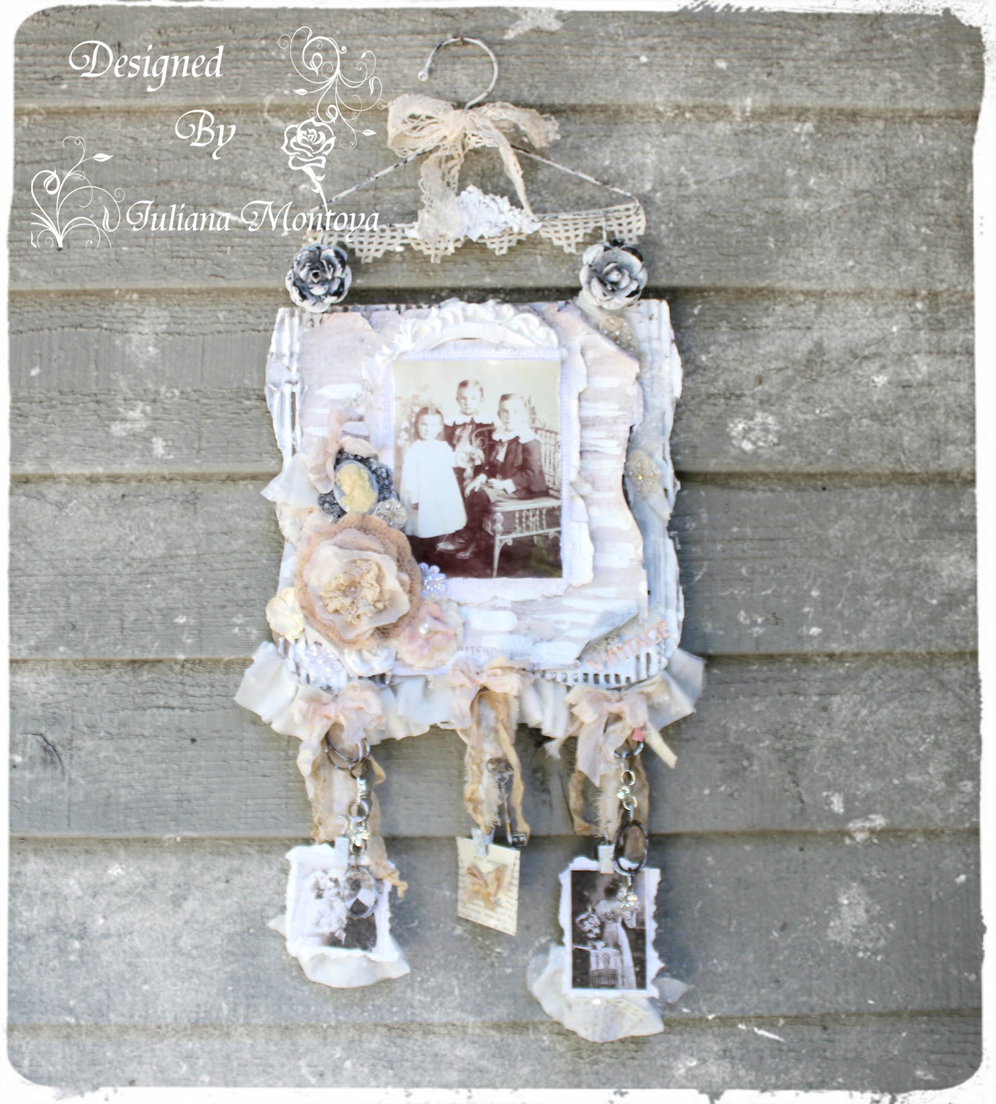 ILuvVintageScrap: Vintage Shabby Chic Hanger Sign/Layout