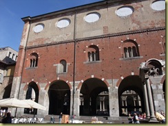 Buildings 22