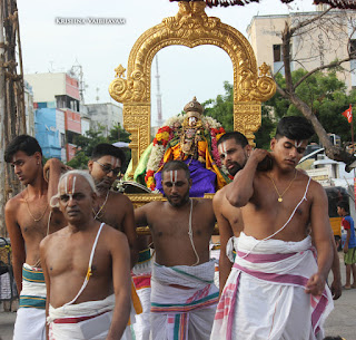 Aani Brahmotsavam,Theliya Singar,Senaimudhamaiyaar,Angurarpanam, Thiruvallikeni, Sri PArthasarathy Perumal, Temple, 2017, Video, Divya Prabhandam,Utsavam,