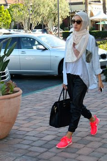 Wearing Hijab with track suit pants