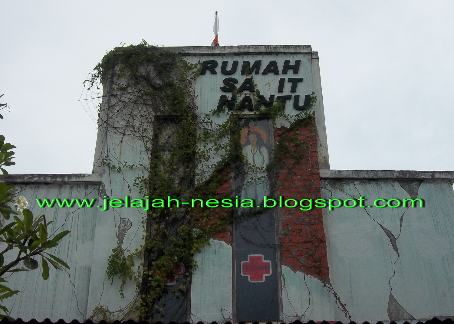 Foto Menengok Rumah  Sakit  Hantu  Di Lamongan Aku Suka Seks