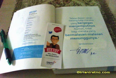 Buku Tetot karya Kang Emil