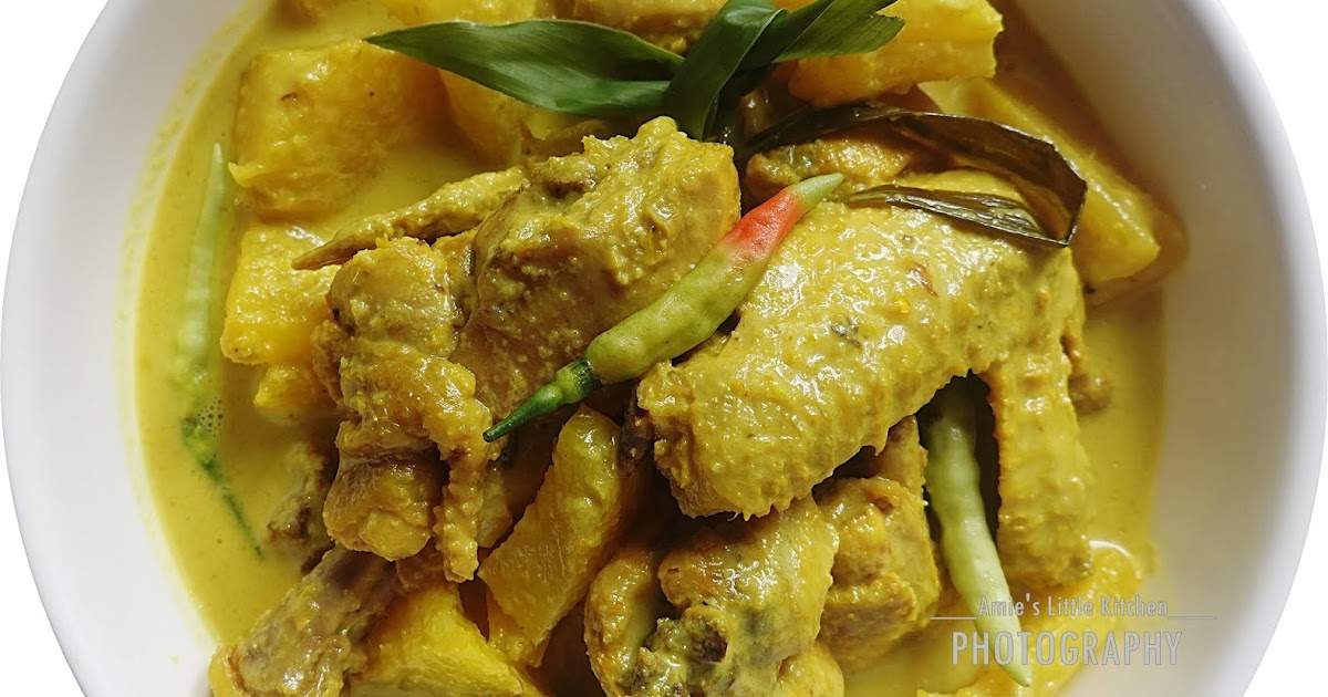 Amie S Little Kitchen Ayam Masak Lemak Cili Padi Pedas Berapi Dengan Nanas