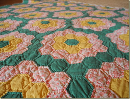 VintageQuiltCloseUp