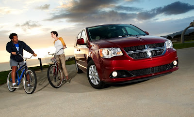 New Dodge Grand Caravan (Voyager) 2011 2012  details and pictures