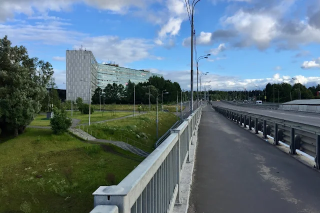 Зеленоград, Центральный проспект, мост через Большой Городской пруд, Южная промзона