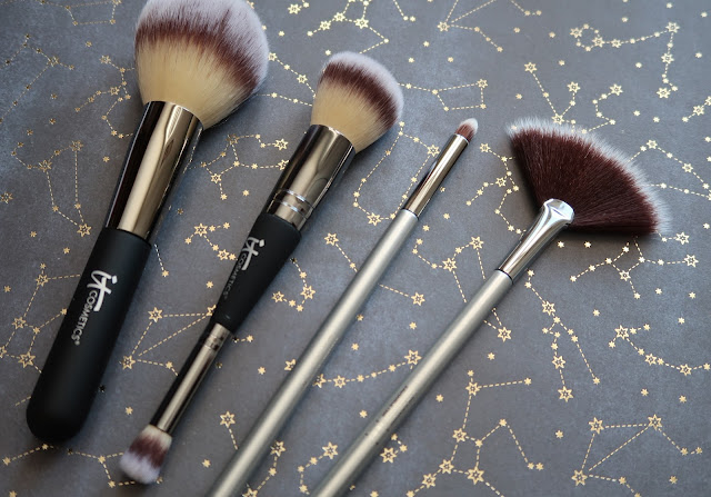 It Cosmetics Heavenly Luxe And Airbrush Brushes Review, Photos