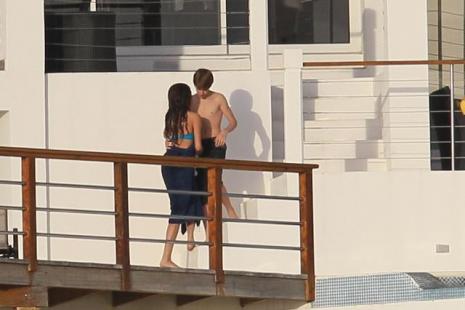 selena gomez scandal 2011. Selena Gomez and Justin Bieber