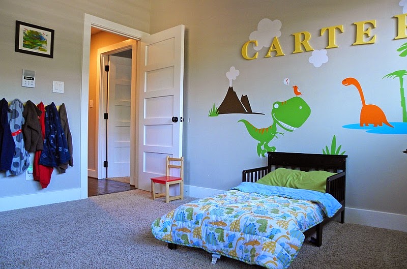 Dormitorio de Niños decorado con Dinosaurios