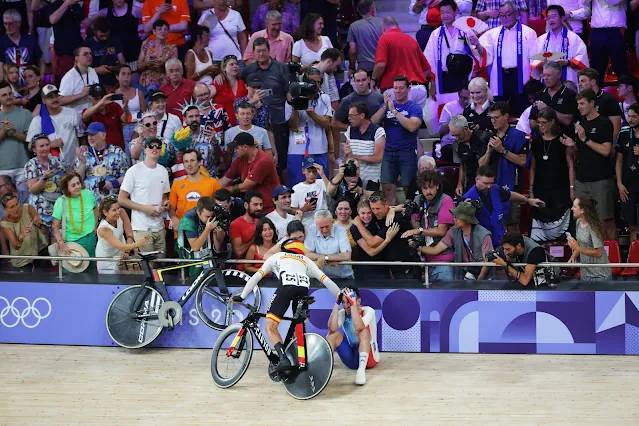 Nova Zelândia e França ganham os ouros no dia do ciclismo de pista em Paris