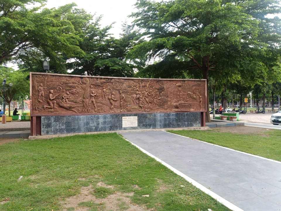 Alun-alun Situbondo uwan urwan