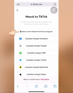 pilih menu Gunakan nomor telepon/email/nama pengguna