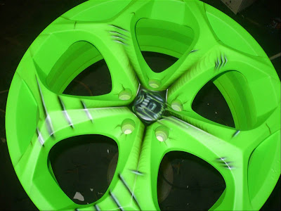  Racing Wheel Car Airbrush Paint 2