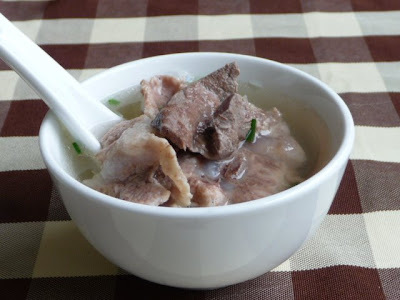 Pork Soup Zhongxin Kejiawang Hakka Restaurant 猪肉汤 中信客家王
