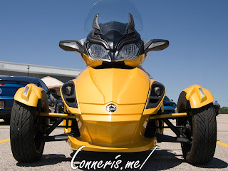 Can-Am Spyder Roadster