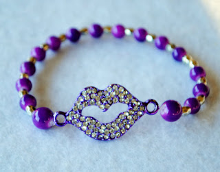 Rhinestone Lips Bracelet