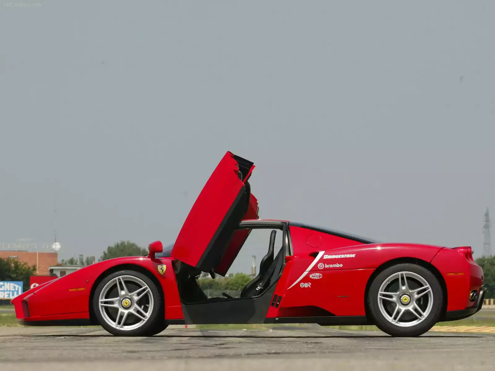 Hình ảnh siêu xe Ferrari Enzo 2002 & nội ngoại thất