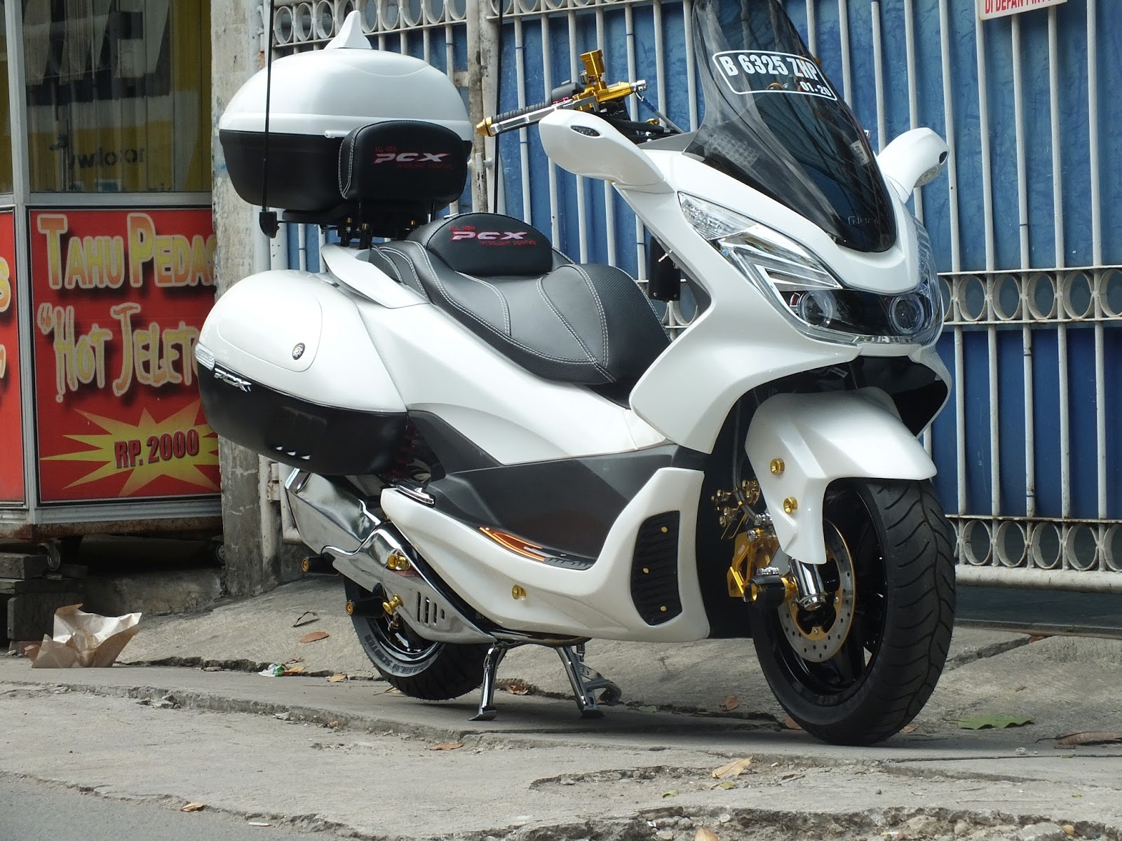 Download Koleksi Modifikasi Motor Pcx 150 Terbaru Dan Terlengkap