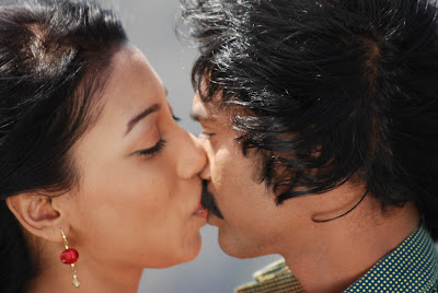 Alaral Movie Hot Spicy Stills film pics