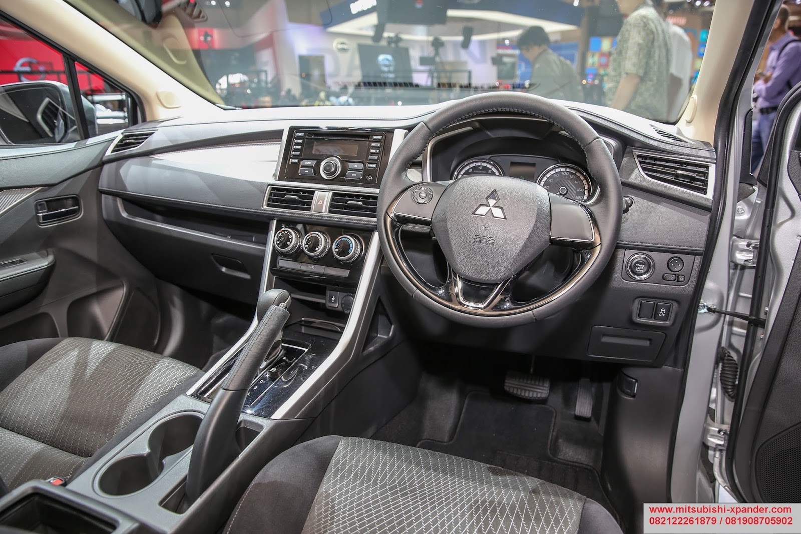 New Mitsubishi  Xpander  interior  Xpander 