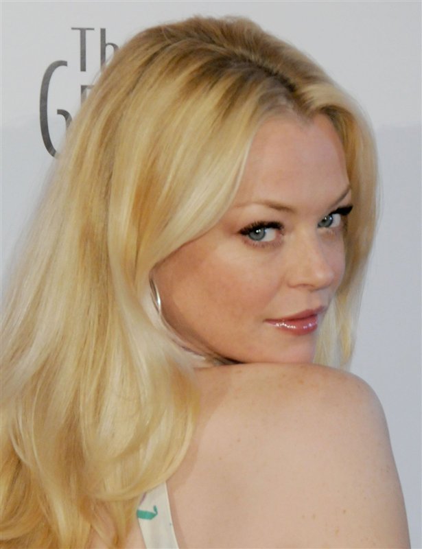 Charlotte Ross - HD Wallpapers