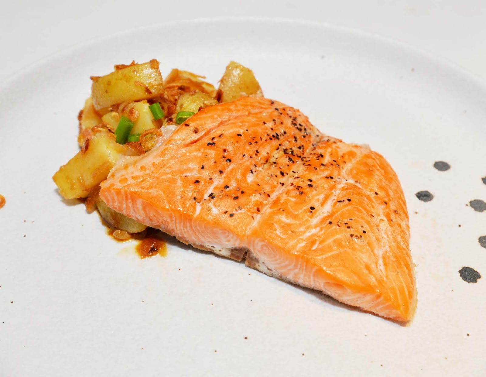 Resepi Kaffir Cili Ikan Trout Fjord Norway dengan Bubur 