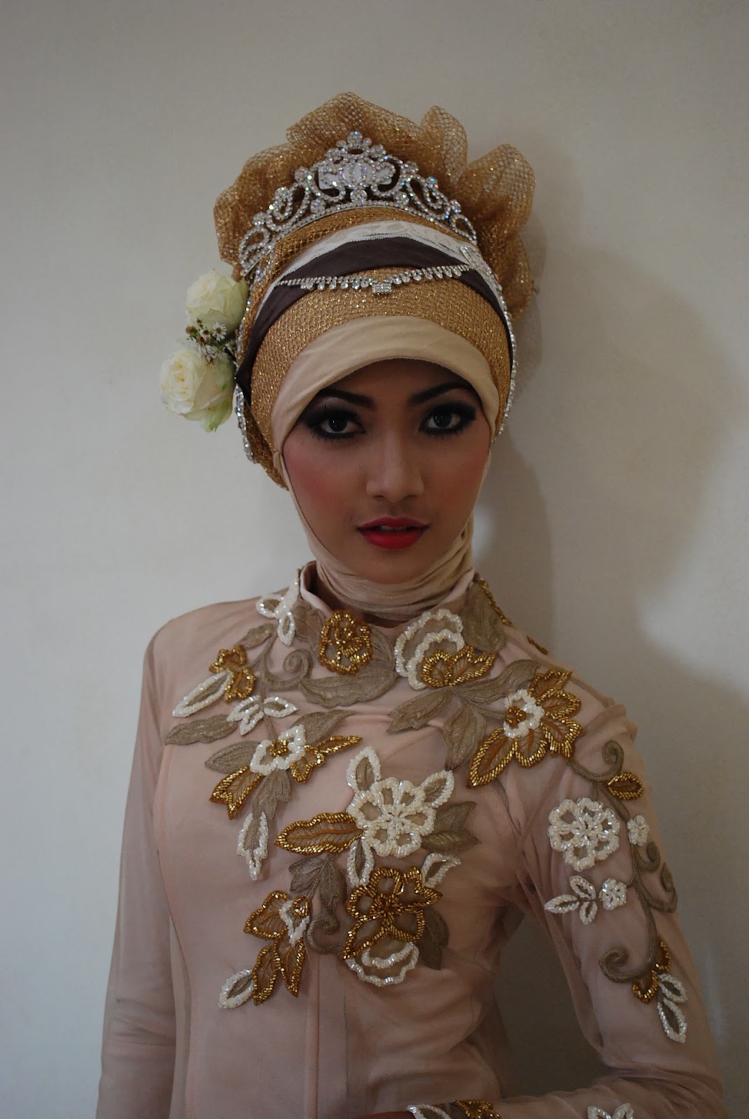 Model Terbaru Model Hijab Gaun Pengantin Batik Kebaya 